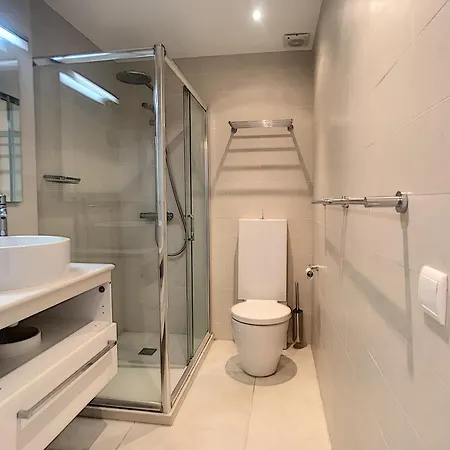 Tres Jolie Vue Et Emplacement Ideal - 243l Riv * Cannes