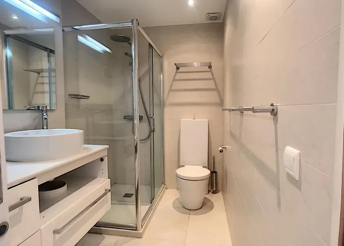 Tres Jolie Vue Et Emplacement Ideal - 243l Riv * Cannes