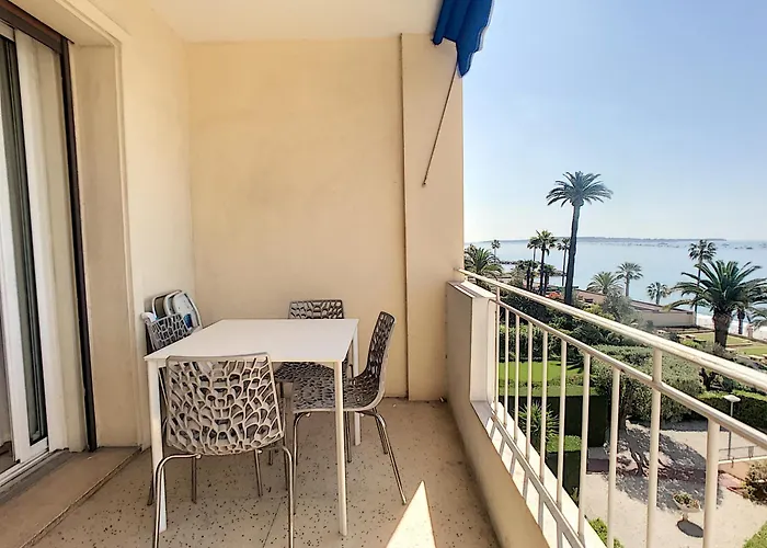 Tres Jolie Vue Et Emplacement Ideal - 243l Riv Lägenhet Cannes